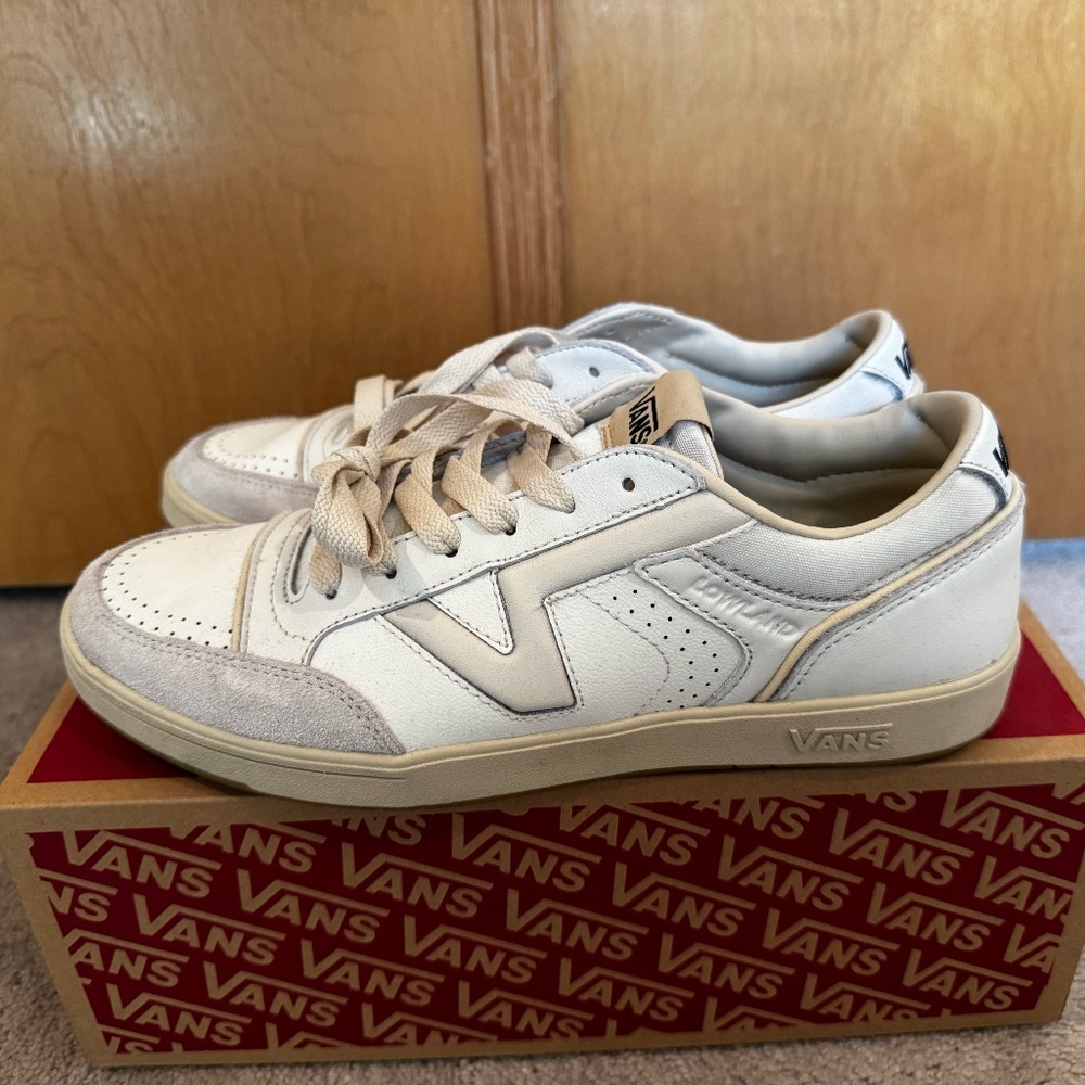 Vans Lowland Serio Collection Comfy Cush Men's 9.5M Marshmallow